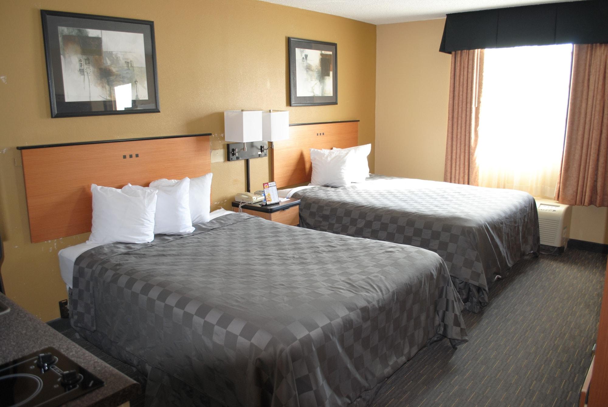 Suburban I-95 Hotel Chester