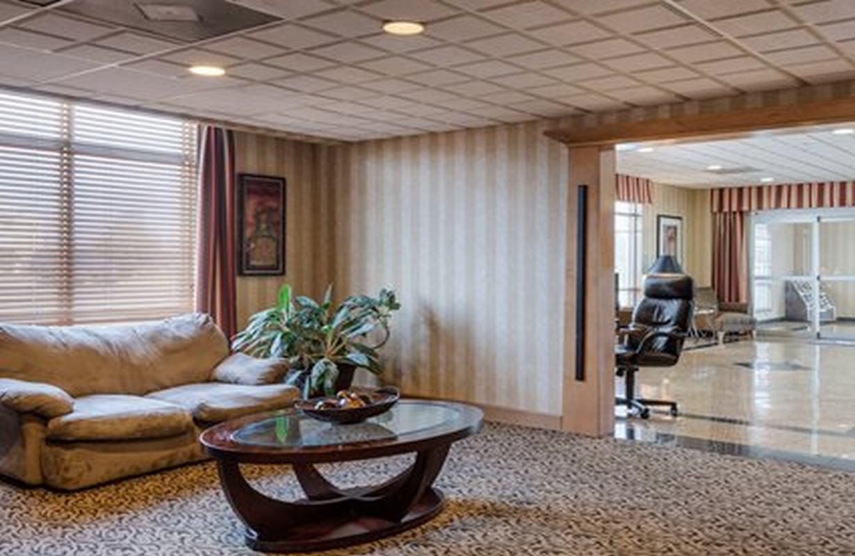 Hotel Suburban I-95 Chester